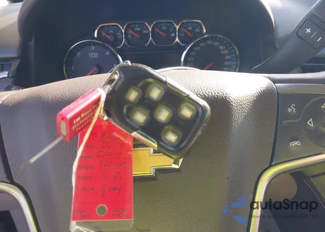 2018 Chevrolet Tahoe Premier из США, поврежденный, VIN 1GNSKCKC2JR362640